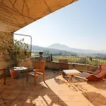 Hotel La Treille Muscate 3*