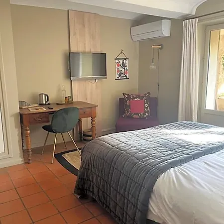 La Treille Muscate Hotel Cliousclat